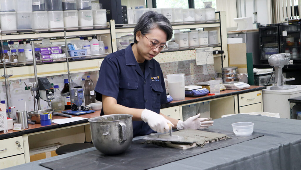 ‘โดโลไมต์’ วัสดุทางเลือกทดแทนปูนซีเมนต์ เพิ่มโอกาสลดโลกร้อน ฝ่าวิกฤต CBAM