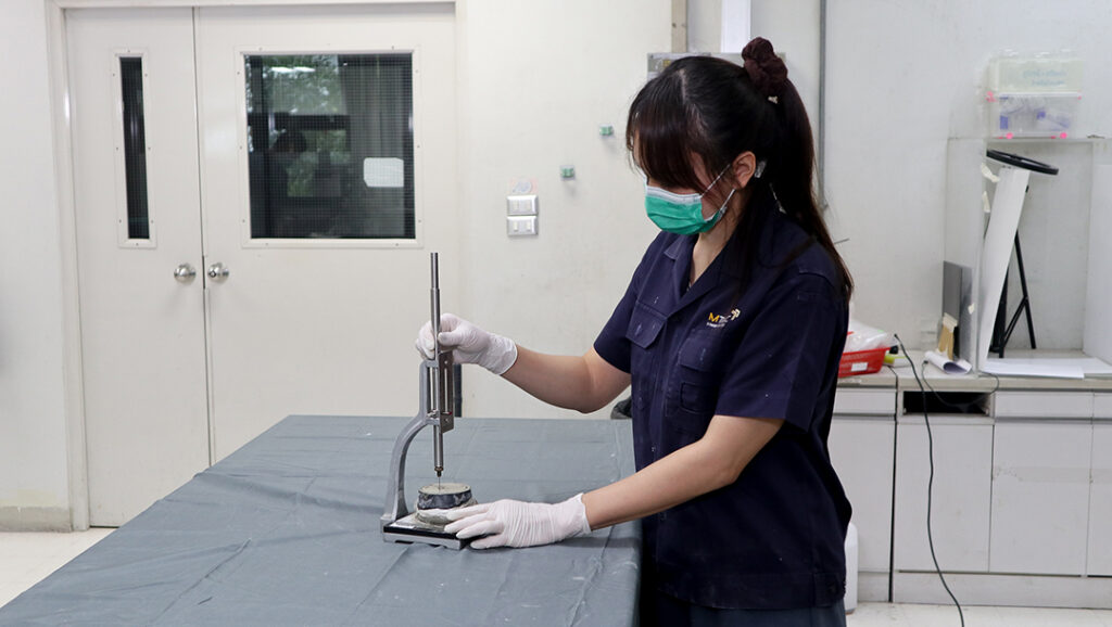 ‘โดโลไมต์’ วัสดุทางเลือกทดแทนปูนซีเมนต์ เพิ่มโอกาสลดโลกร้อน ฝ่าวิกฤต CBAM