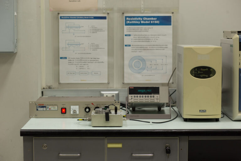 การทดสอบสมบัติทางไฟฟ้า